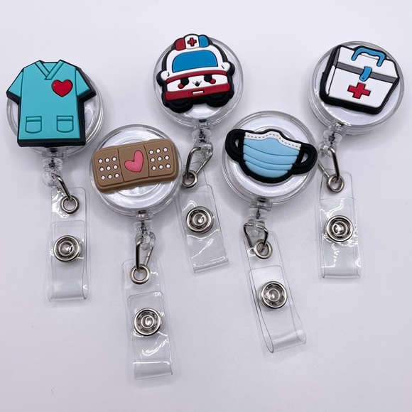💝 Love to Healthcare Heroes Retractable ID Badge Reel Holder with Clip - Picture 1 of 12